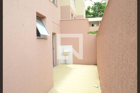 Apartamento à venda com 75m², 2 quartos e 1 vagaDetalhe da area de serviço