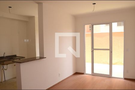 Sala de apartamento à venda com 2 quartos, 71m² em Pousada Santo Antonio, Belo Horizonte