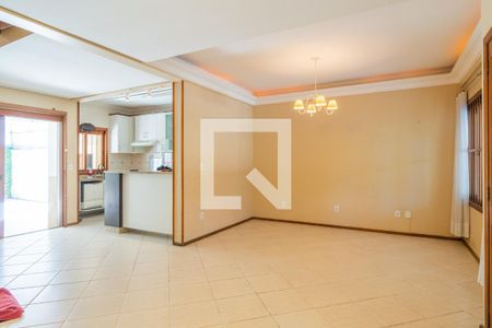 Sala de casa à venda com 3 quartos, 178m² em Ipanema, Porto Alegre