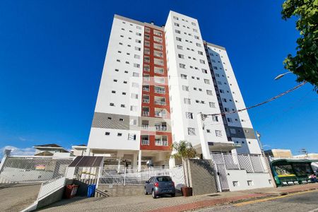 Apartamento para alugar com 54m², 2 quartos e 2 vagas Apartamento para alugar com 54m², 2 quartos e 2 vagasFachada