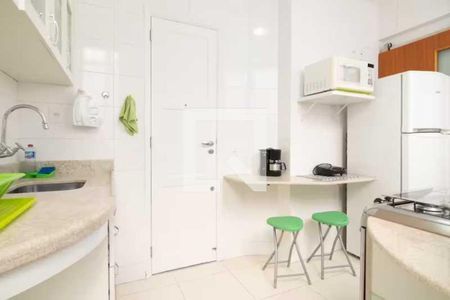 Apartamento à venda com 74m², 2 quartos e sem vaga