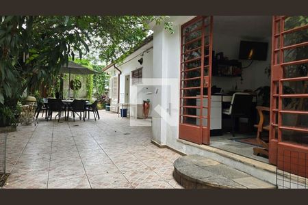 Casa à venda com 184m², 3 quartos e 2 vagas