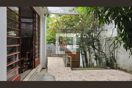 Casa à venda com 184m², 3 quartos e 2 vagas