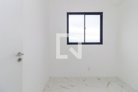 Quarto 1 de apartamento para alugar com 2 quartos, 46m² em Parque Maria Helena, São Paulo