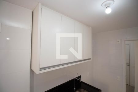 Apartamento para alugar com 65m², 2 quartos e 1 vaga Apartamento para alugar com 65m², 2 quartos e 1 vagaCozinha e Área de Serviço