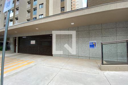 Apartamento para alugar com 65m², 2 quartos e 1 vaga Apartamento para alugar com 65m², 2 quartos e 1 vagaFachada
