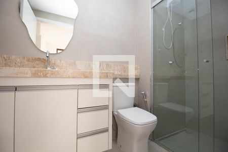 Apartamento para alugar com 65m², 2 quartos e 1 vaga Apartamento para alugar com 65m², 2 quartos e 1 vagaBanheiro da Suíte