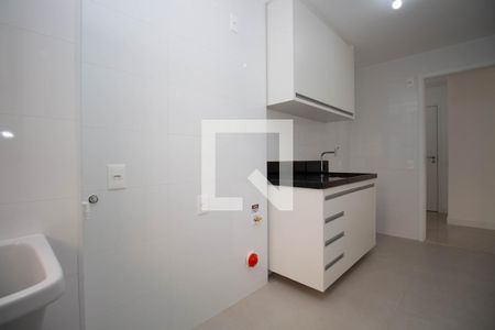 Apartamento para alugar com 65m², 2 quartos e 1 vaga Apartamento para alugar com 65m², 2 quartos e 1 vagaCozinha e Área de Serviço