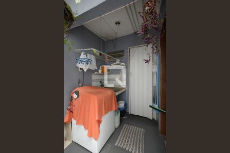 Casa à venda com 90m², 2 quartos e 1 vagaÁrea de Serviço