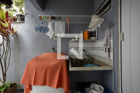 Casa à venda com 90m², 2 quartos e 1 vagaÁrea de Serviço