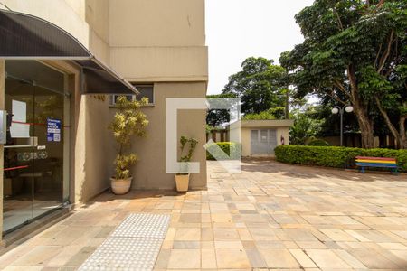 Apartamento à venda com 60m², 3 quartos e 1 vagaFachada