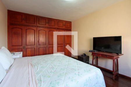 Apartamento à venda com 336m², 4 quartos e 5 vagasQuarto 4 suíte