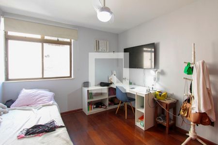 Apartamento à venda com 336m², 4 quartos e 5 vagasQuarto 2