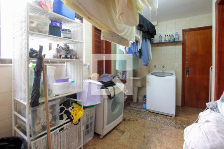 Apartamento à venda com 336m², 4 quartos e 5 vagasÁrea de Serviço