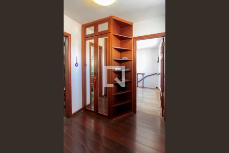 Apartamento à venda com 336m², 4 quartos e 5 vagasCloset Quarto 4 suíte