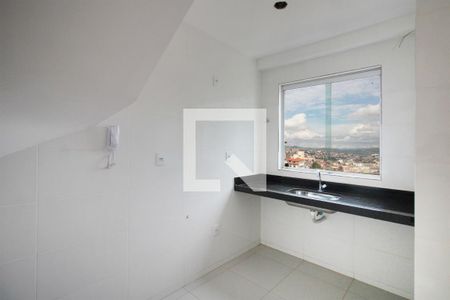 Apartamento à venda com 130m², 2 quartos e 2 vagasCozinha