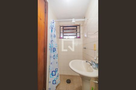 Casa à venda com 287m², 2 quartos e 3 vagasBanheiro 2