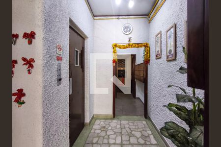 Fachada e portaria de apartamento para alugar com 2 quartos, 80m² em Praça da Bandeira, Rio de Janeiro