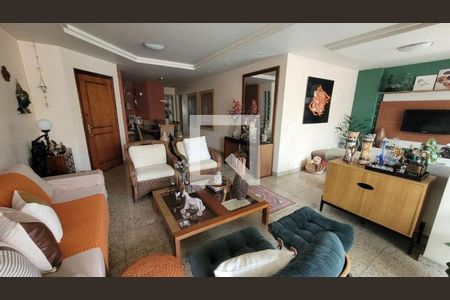 Apartamento à venda com 4 quartos, 150m² em Icaraí, Niterói