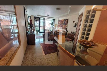 Apartamento à venda com 4 quartos, 150m² em Icaraí, Niterói