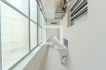 Apartamento à venda com 105m², 2 quartos e sem vaga Apartamento à venda com 105m², 2 quartos e sem vagaÁrea de Serviço