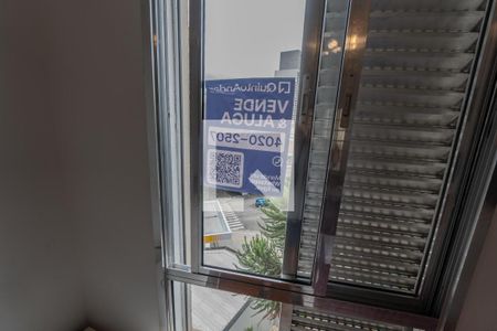 Apartamento à venda com 105m², 2 quartos e sem vaga Apartamento à venda com 105m², 2 quartos e sem vagaplaquinha