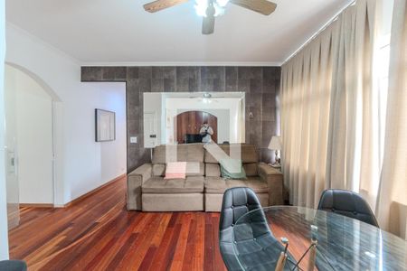 Apartamento à venda com 105m², 2 quartos e sem vaga Apartamento à venda com 105m², 2 quartos e sem vagaSala