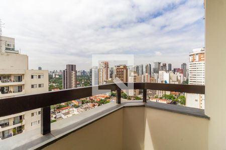Apartamento para alugar com 220m², 3 quartos e 3 vagas Apartamento para alugar com 220m², 3 quartos e 3 vagasVaranda - Suíte