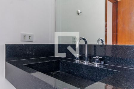 Apartamento para alugar com 220m², 3 quartos e 3 vagas Apartamento para alugar com 220m², 3 quartos e 3 vagasBanheiro da Suíte