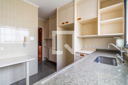 Apartamento para alugar com 220m², 3 quartos e 3 vagas Apartamento para alugar com 220m², 3 quartos e 3 vagasCozinha