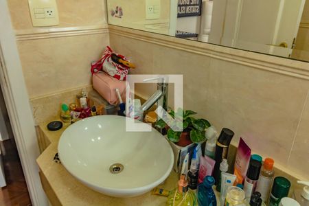 Casa de condomínio à venda com 389m², 4 quartos e 4 vagasQuarto 