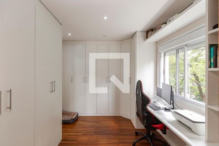 Apartamento à venda com 105m², 2 quartos e 2 vagasCloset da Suíte