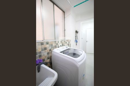 Apartamento à venda com 70m², 2 quartos e 1 vaga Apartamento à venda com 70m², 2 quartos e 1 vagaÁrea de serviço