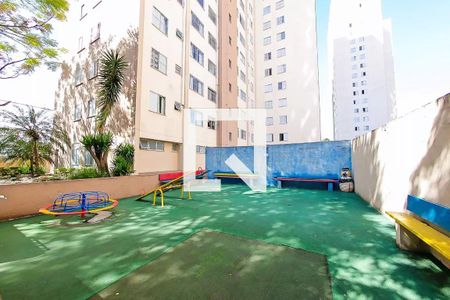 Apartamento para alugar com 55m², 2 quartos e 1 vaga Apartamento para alugar com 55m², 2 quartos e 1 vagaÁrea comum - Playground