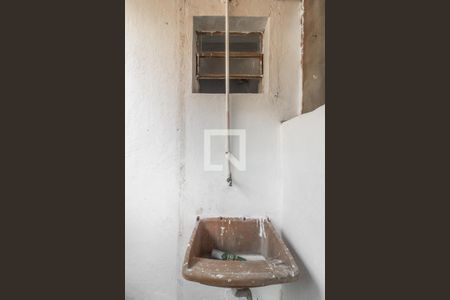 Casa para alugar com 50m², 1 quarto e sem vagaÁrea de Serviço