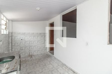 Cozinha de casa para alugar com 1 quarto, 50m² em Penha de França, São Paulo