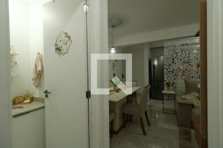 Apartamento à venda com 68m², 2 quartos e 2 vagasCorredor