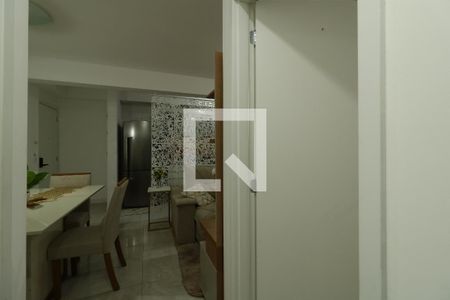 Apartamento à venda com 68m², 2 quartos e 2 vagasCorredor