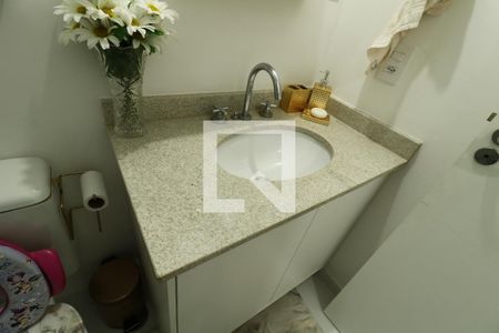 Apartamento à venda com 68m², 2 quartos e 2 vagasBanheiro Social - Pia