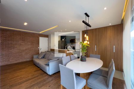 Sala e cozinha de apartamento para alugar com 2 quartos, 68m² em Vila Mariana, São Paulo