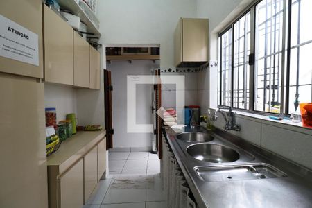 Casa à venda com 129m², 1 quarto e 1 vagaSalão - Cozinha