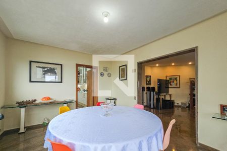 Apartamento para alugar com 500m², 4 quartos e 4 vagas Apartamento para alugar com 500m², 4 quartos e 4 vagasCozinha