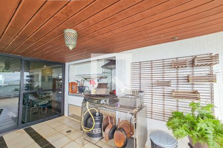 Apartamento para alugar com 500m², 4 quartos e 4 vagas Apartamento para alugar com 500m², 4 quartos e 4 vagasVaranda