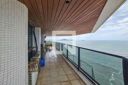 Apartamento para alugar com 500m², 4 quartos e 4 vagas Apartamento para alugar com 500m², 4 quartos e 4 vagasVaranda