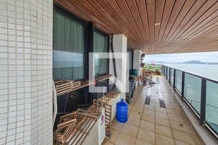 Apartamento para alugar com 500m², 4 quartos e 4 vagas Apartamento para alugar com 500m², 4 quartos e 4 vagasVaranda