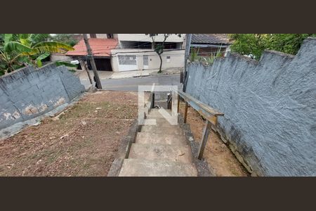 Casa à venda com 70m², 3 quartos e 4 vagas Casa à venda com 70m², 3 quartos e 4 vagasQuintal