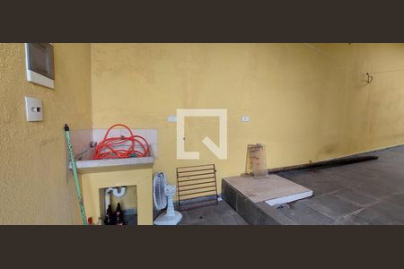 Casa à venda com 70m², 3 quartos e 4 vagas Casa à venda com 70m², 3 quartos e 4 vagasÁrea de Serviço