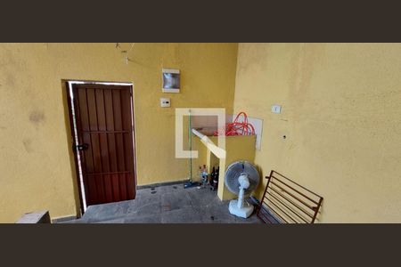 Casa à venda com 70m², 3 quartos e 4 vagas Casa à venda com 70m², 3 quartos e 4 vagasÁrea de Serviço