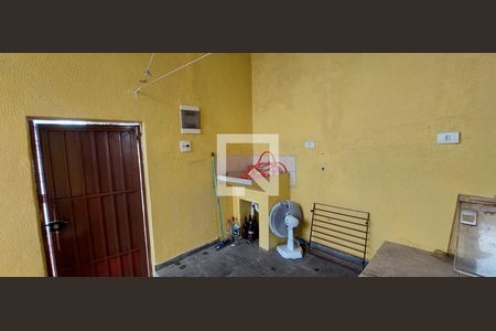 Casa à venda com 70m², 3 quartos e 4 vagas Casa à venda com 70m², 3 quartos e 4 vagasÁrea de Serviço