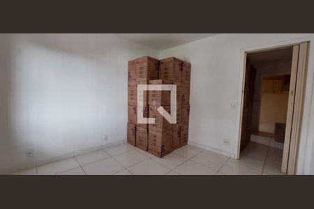 Casa à venda com 70m², 3 quartos e 4 vagas Casa à venda com 70m², 3 quartos e 4 vagasQuarto 3